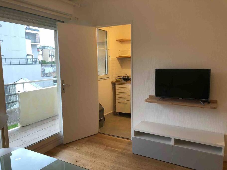 Le Gentil Paris Apartment Жантили Екстериор снимка