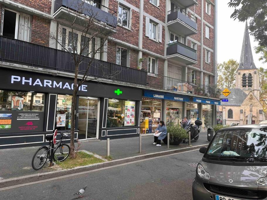 Le Gentil Paris Apartment Жантили Екстериор снимка